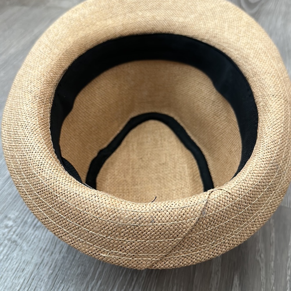 Fedora - Picture 8 of 8
